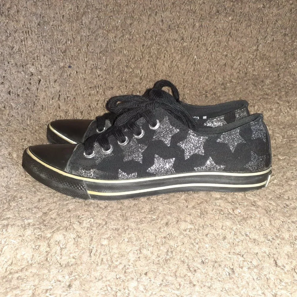 UNDERGROUND ENGLAND-Black/Silver Glitter Stars-Leather Pointed Toe-Sz 5 UK/7 US